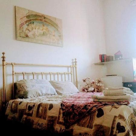 Big Room In Private Appartament, Close To The Station And Center Of City Bergamo Exteriör bild