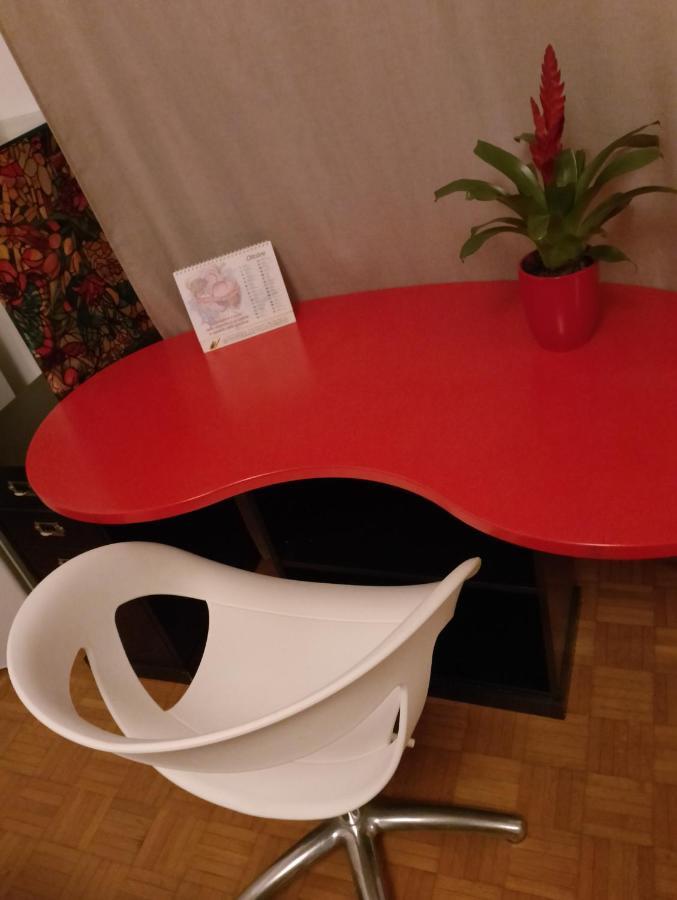 Big Room In Private Appartament, Close To The Station And Center Of City Bergamo Exteriör bild